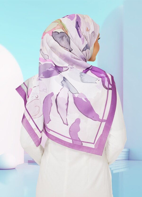 YASMIN 09A YASMIN 09A