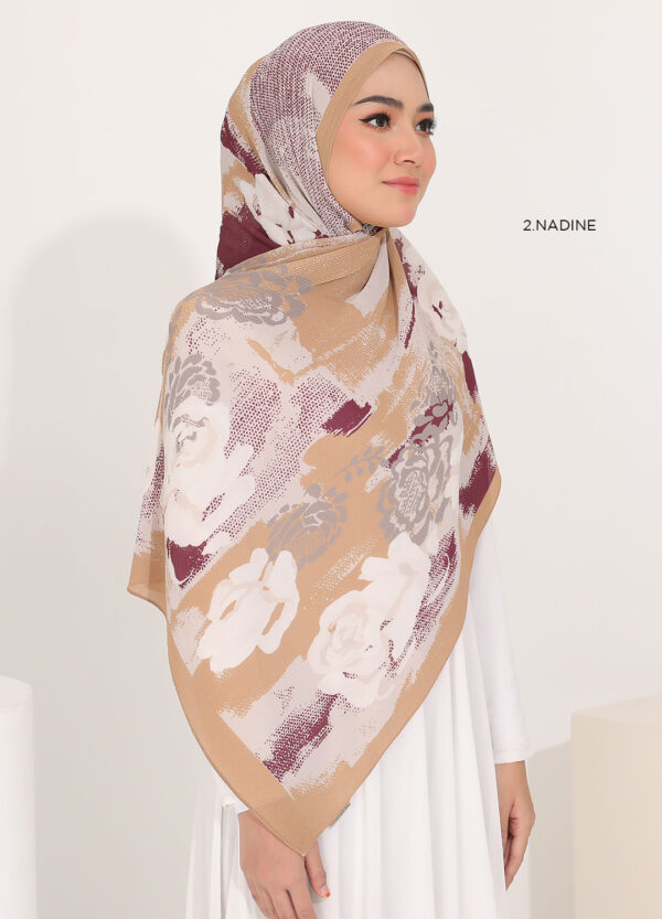 DAHLIA PLEATED 02 NADINE DAHLIA PLEATED 02 NADINE